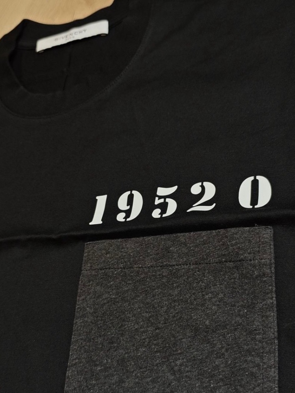 Givenchy Columbian-fit Embroidered
1952 Jesus-print T-shirt In Black - Picture 3 of 8
